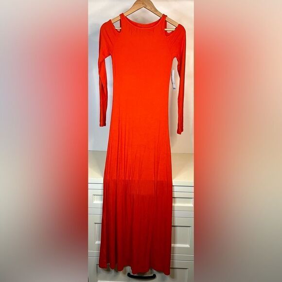 NWT- Urban Outfitters Silence + Noise Xandra Knit Cold Shoulder Maxi Dress - Med - Picture 5 of 6